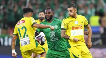 أول رد رسمي.. حساب الأهلي يتفاعل مع تغريدة الخليج بعبارات مثيرة للجدل